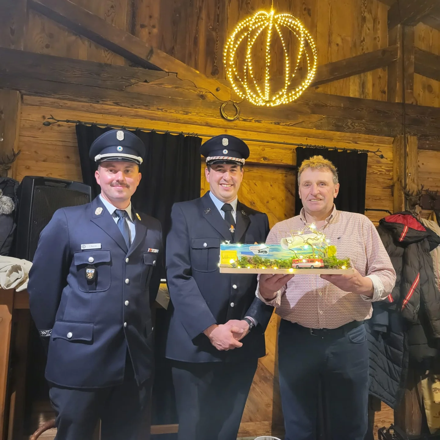 Freiwillige Feuerwehr Unterbrunn gratuliert …